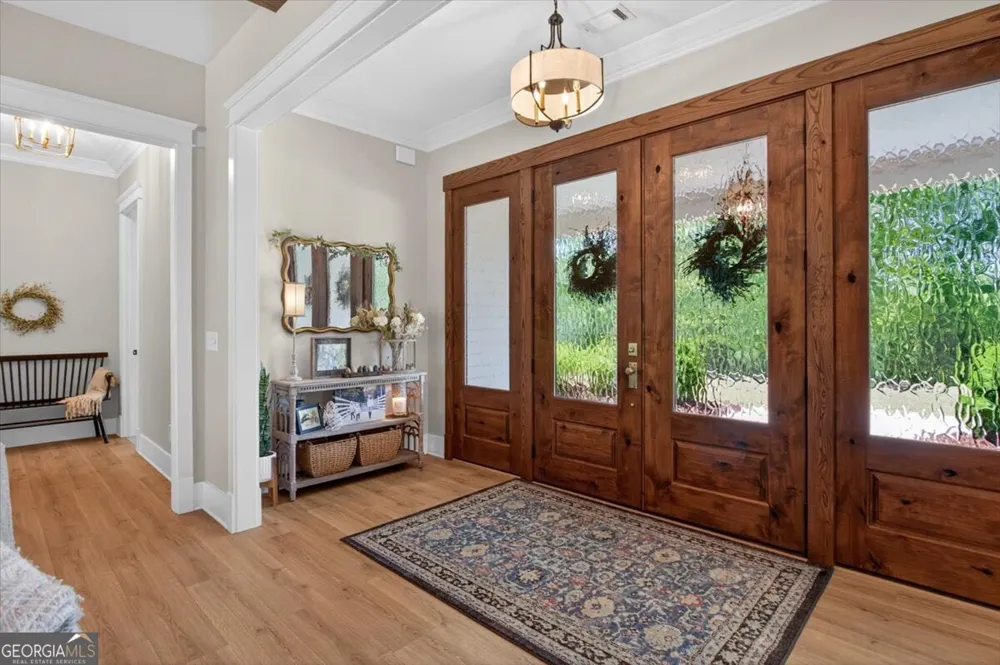 800 Garland Mountain TRL Waleska, GA 30183