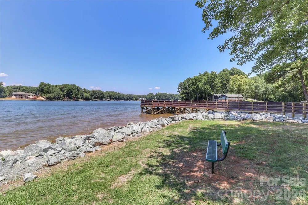372 Kenway Loop Mooresville, NC 28117