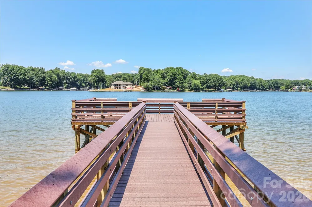 372 Kenway Loop Mooresville, NC 28117
