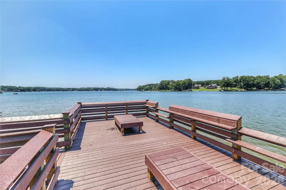 372 Kenway Loop Mooresville, NC 28117