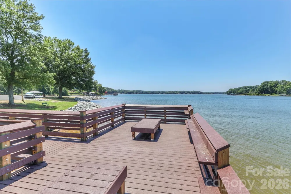 372 Kenway Loop Mooresville, NC 28117