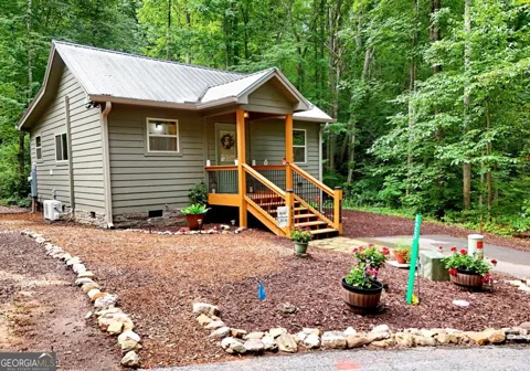 423 Chimney RDG