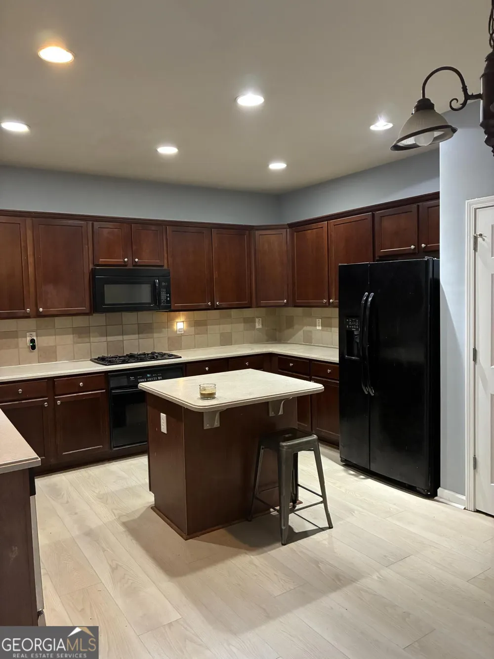 5020 Bishops ROW Austell, GA 30106