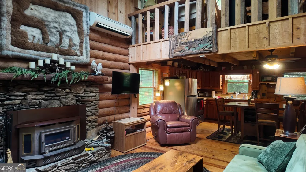 192 Wilderland TRL Helen, GA 30545