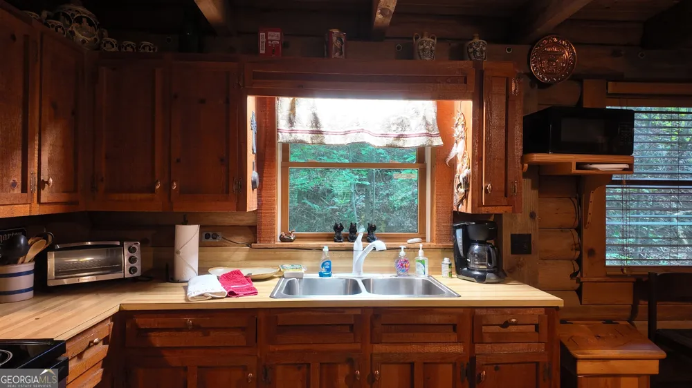 192 Wilderland TRL Helen, GA 30545