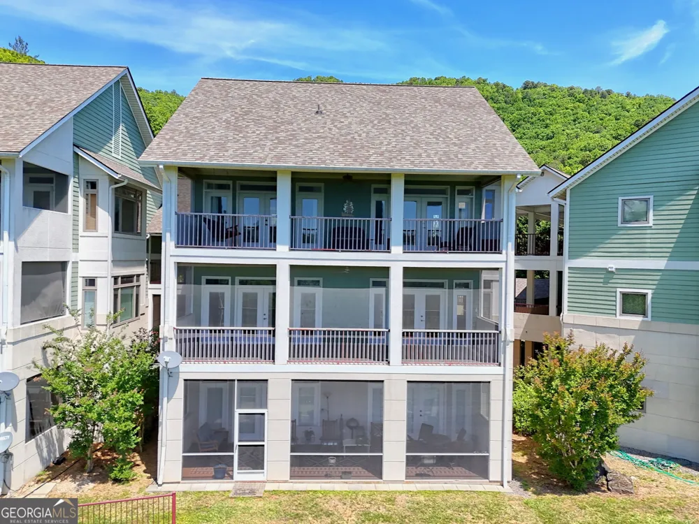 300 Banister DR Clayton, GA 30525