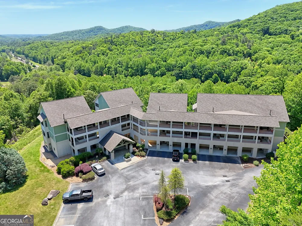 300 Banister DR Clayton, GA 30525