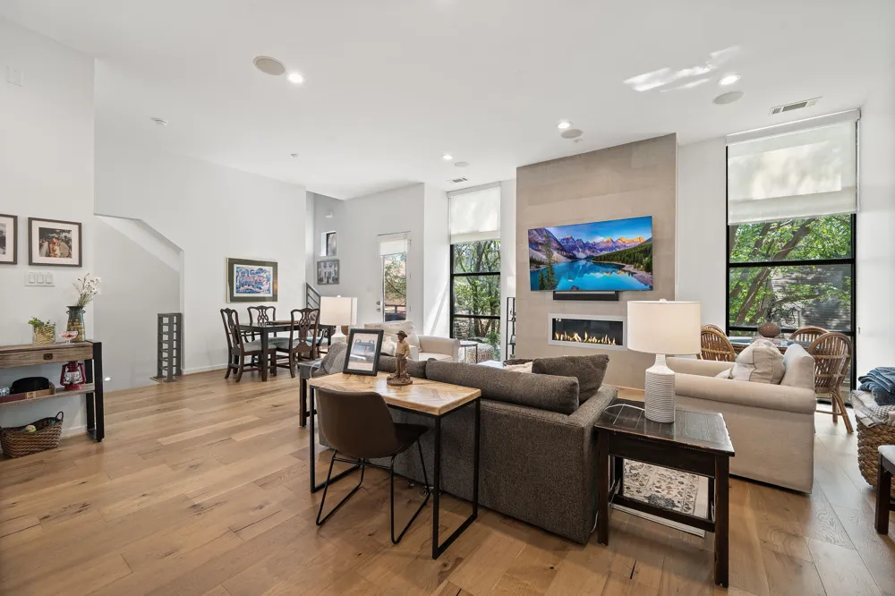1906 Euclid Avenue #C Dallas, TX 75206