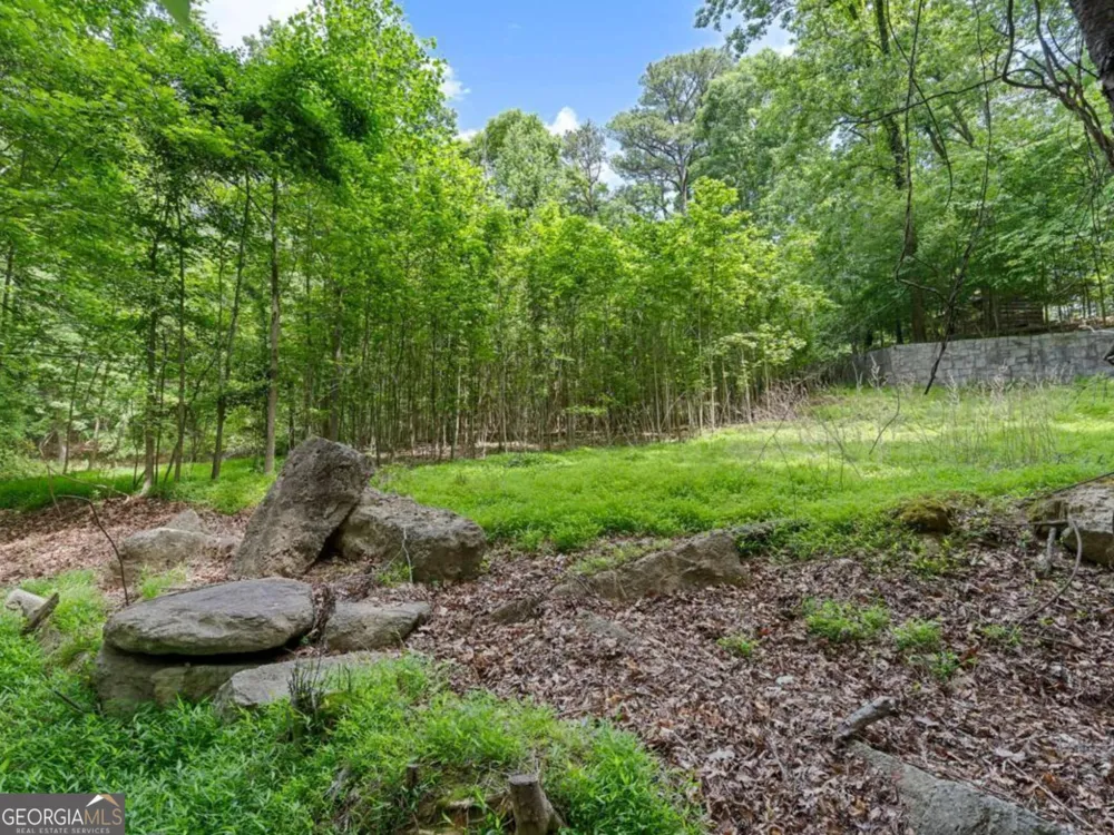 1340 W Garmon RD Sandy Springs, GA 30327