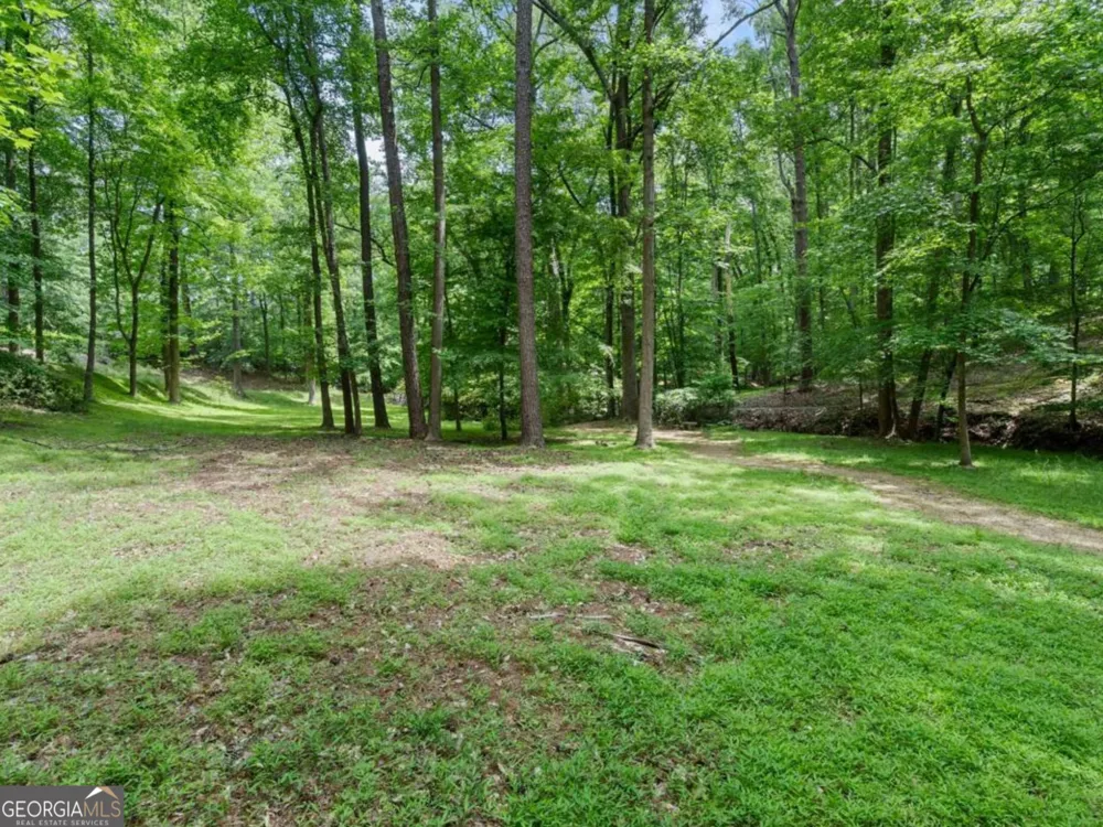 1340 W Garmon RD Sandy Springs, GA 30327
