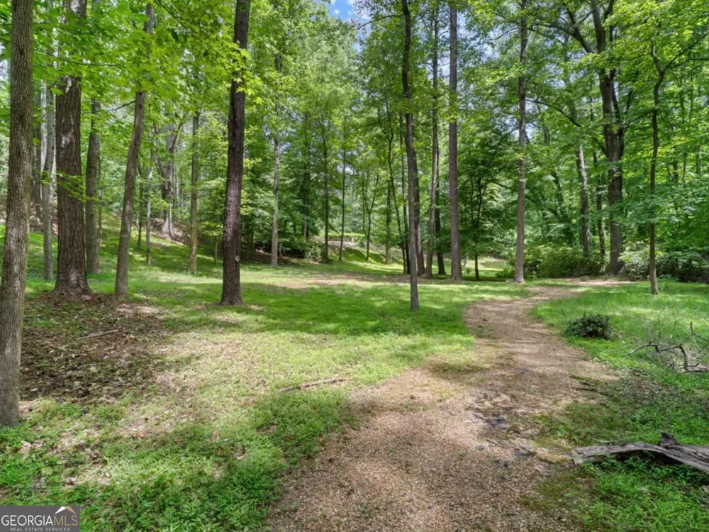 1340 W Garmon RD Sandy Springs, GA 30327