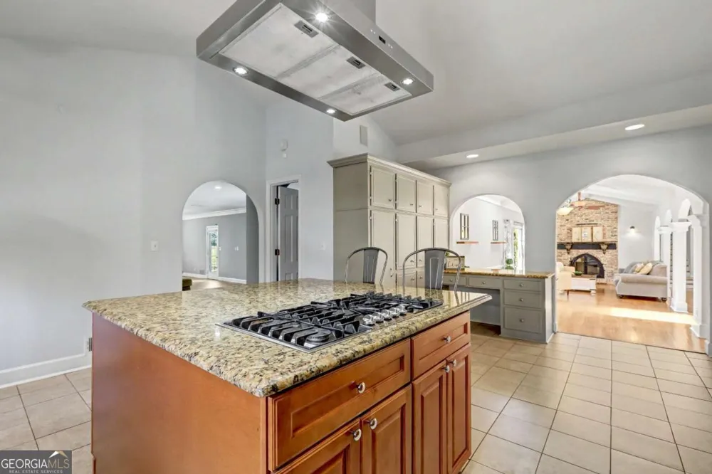 5213 Oxbow RD Tucker, GA 30087