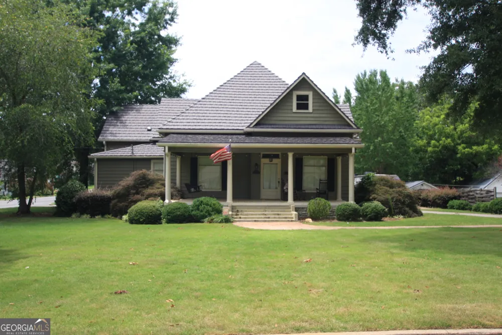 223 Bluff ST Rockmart, GA 30153