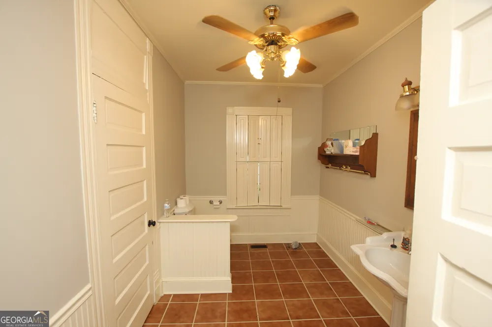 223 Bluff ST Rockmart, GA 30153