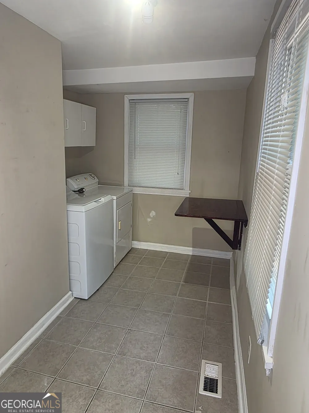 279 Ellison RD Tyrone, GA 30290