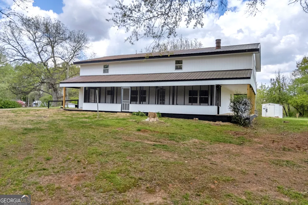 8606 Holly Springs RD Maysville, GA 30558