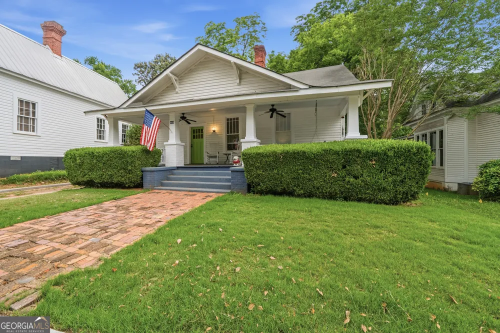 245 E Washington ST Madison, GA 30650