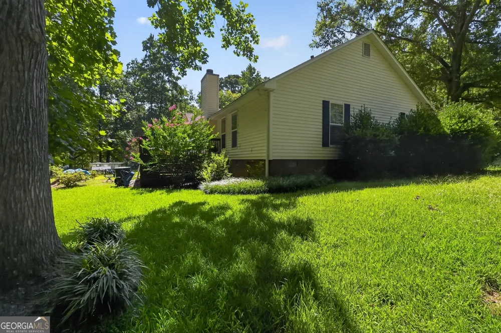 121 Normandy RD Eatonton, GA 31024