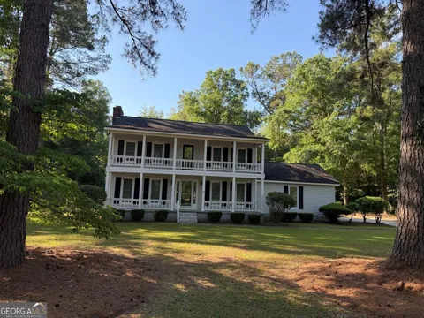 602 Holly DR