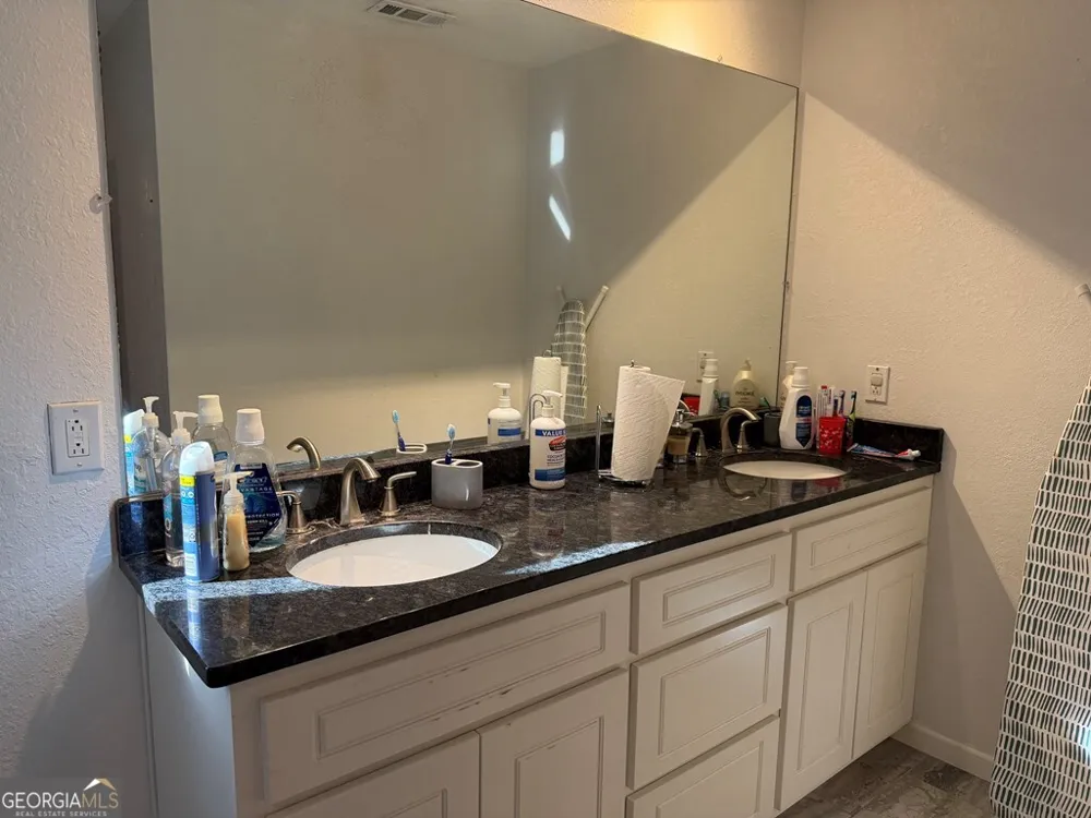602 Holly DR Dublin, GA 31021