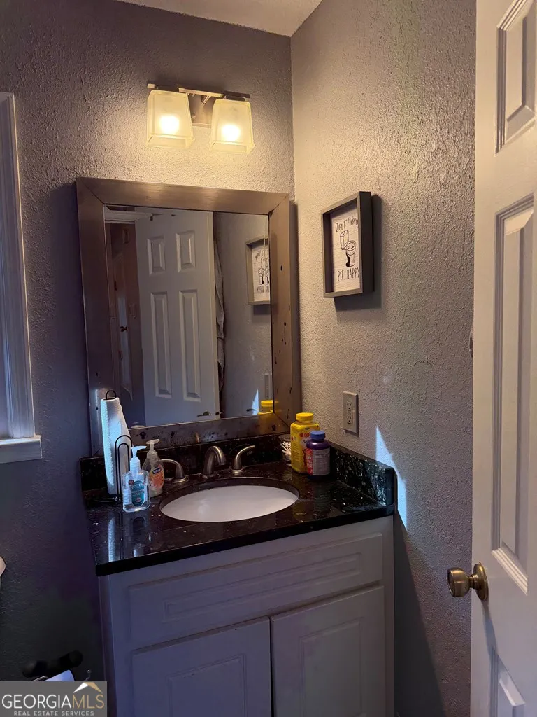 602 Holly DR Dublin, GA 31021