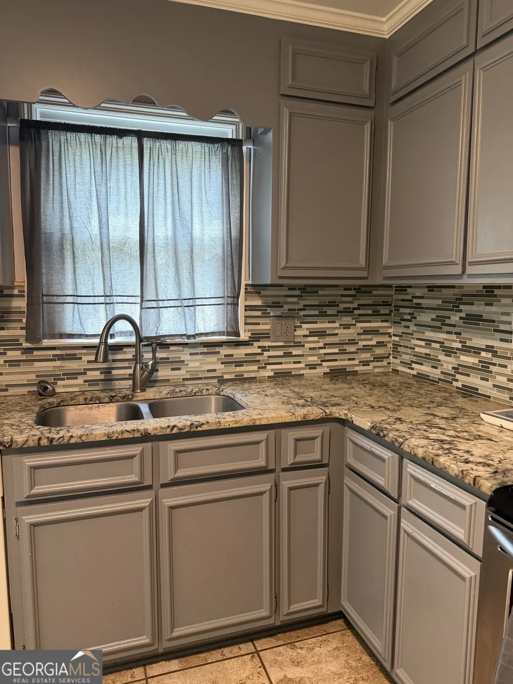 602 Holly DR Dublin, GA 31021