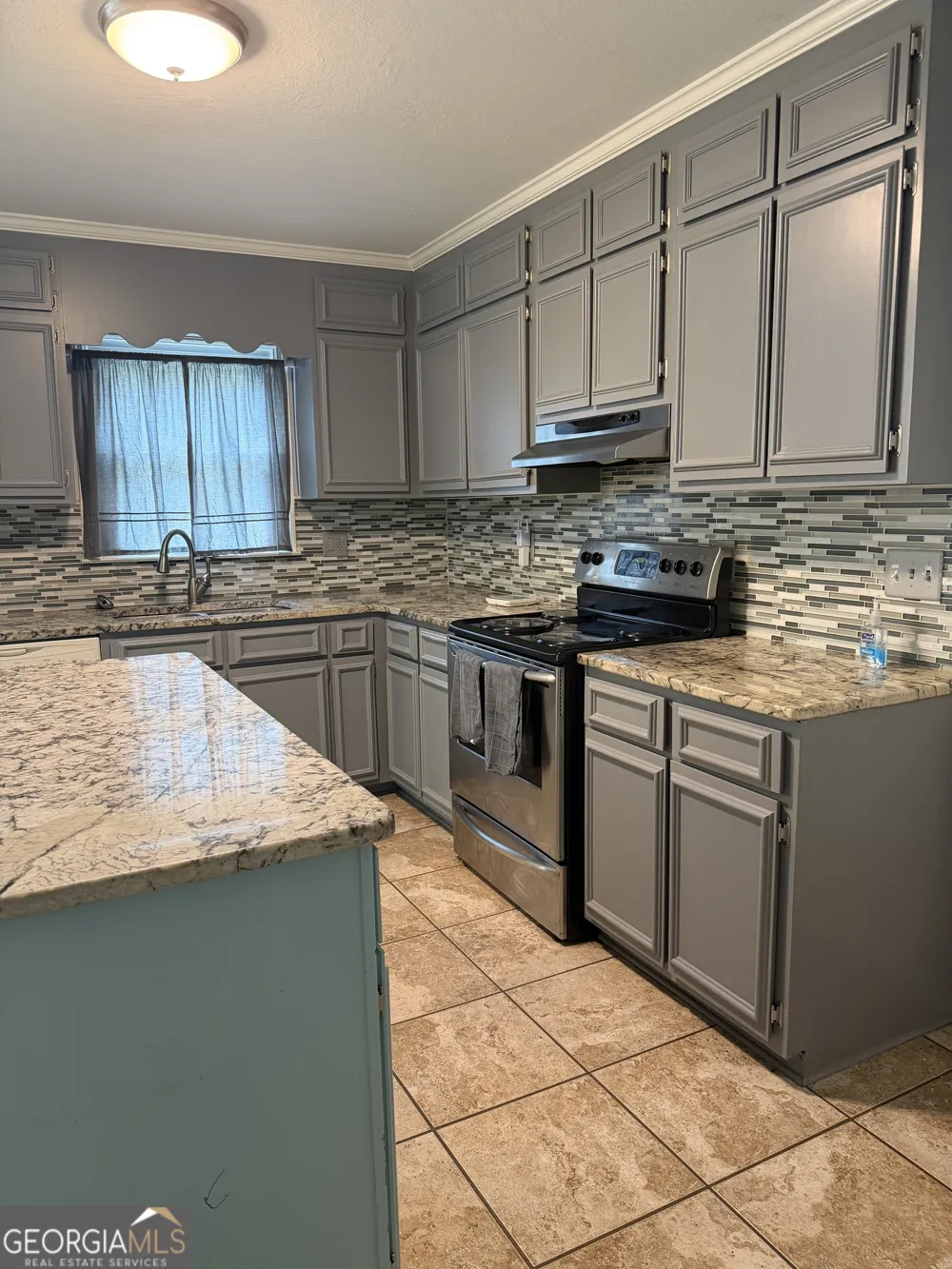 602 Holly DR Dublin, GA 31021