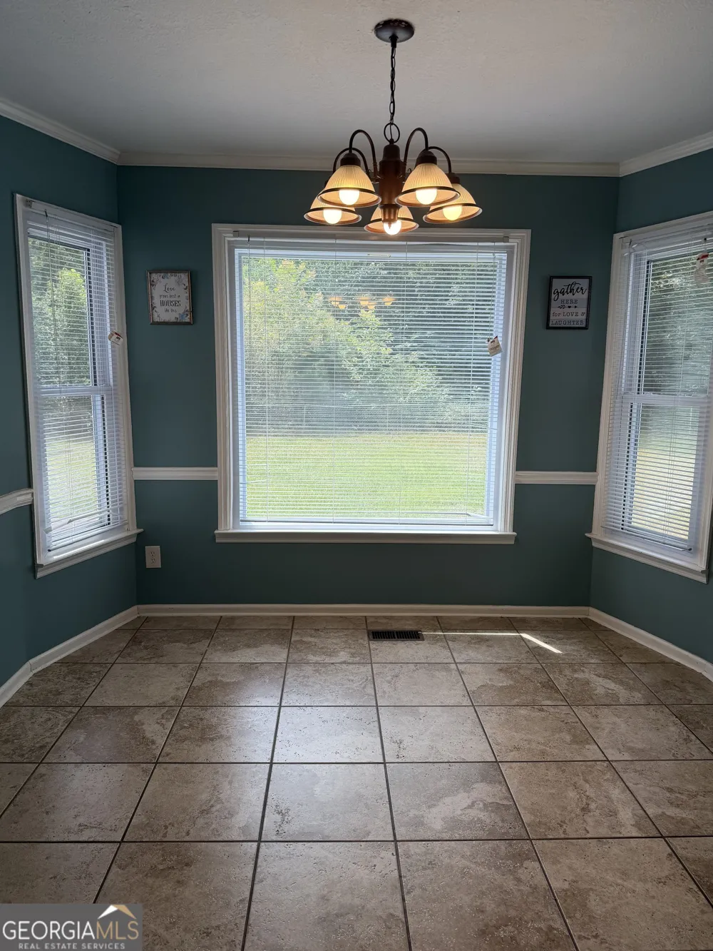 602 Holly DR Dublin, GA 31021