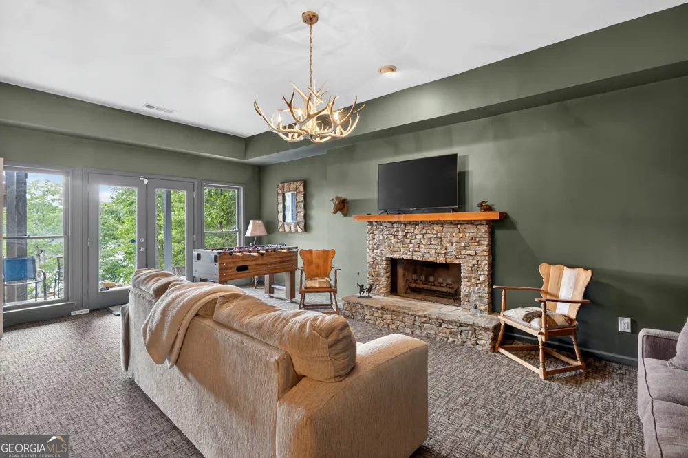 4215 Cagle RD Lula, GA 30554