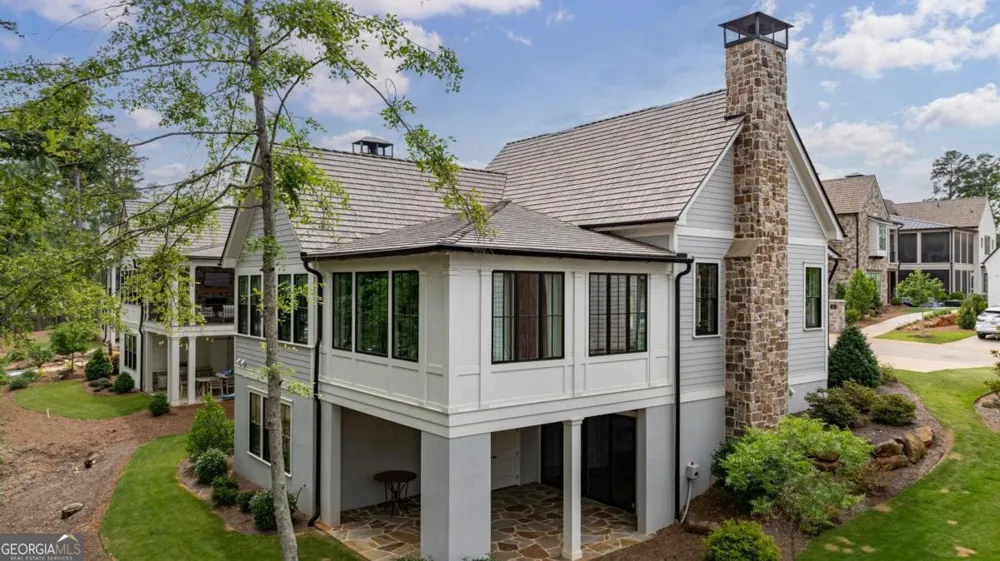 1101 Longview CMNS Greensboro, GA 30642