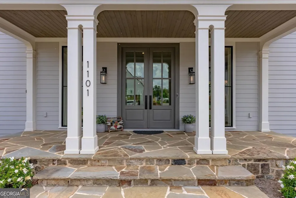 1101 Longview CMNS Greensboro, GA 30642