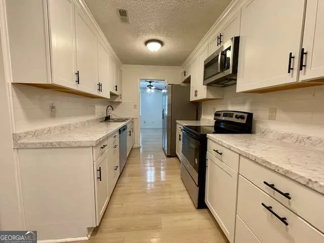 6354 Shannon Pkwy Union City, GA 30291