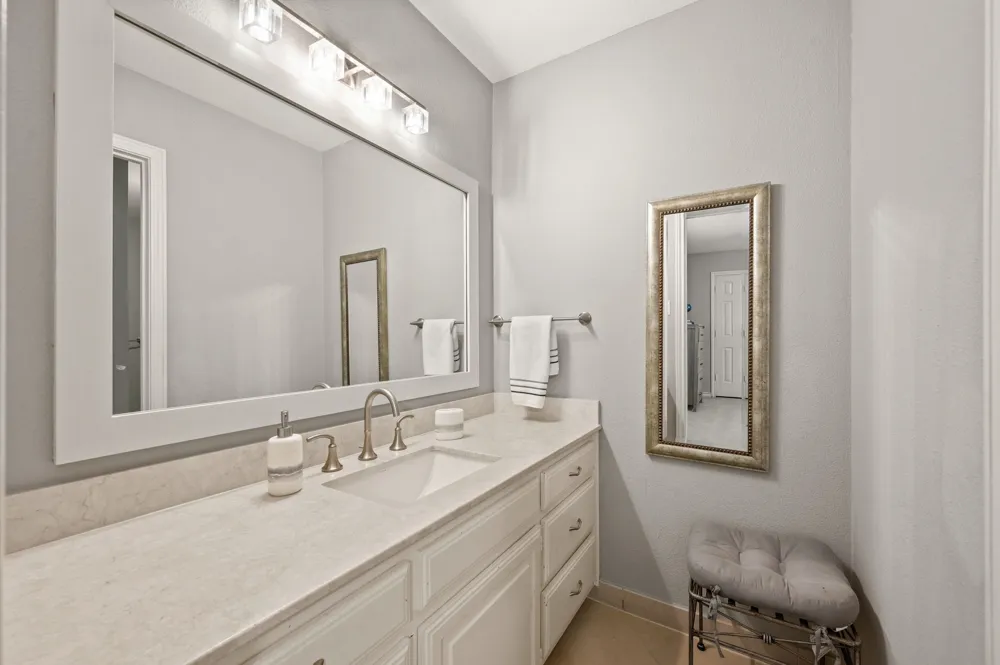 2108 Stonehaven Drive Colleyville, TX 76034