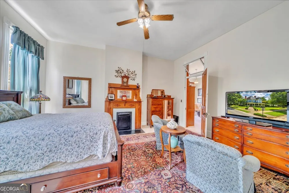101 Everett SQ Fort Valley, GA 31030