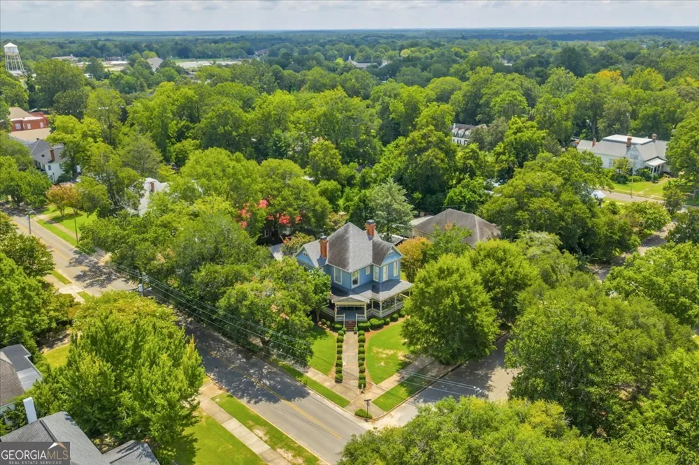 101 Everett SQ Fort Valley, GA 31030