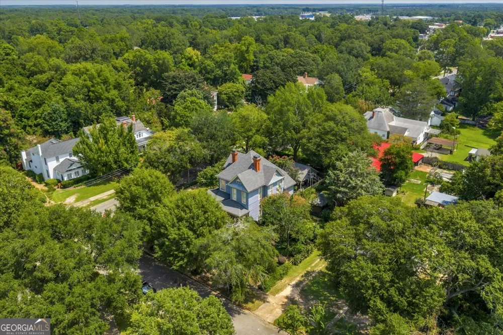 101 Everett SQ Fort Valley, GA 31030
