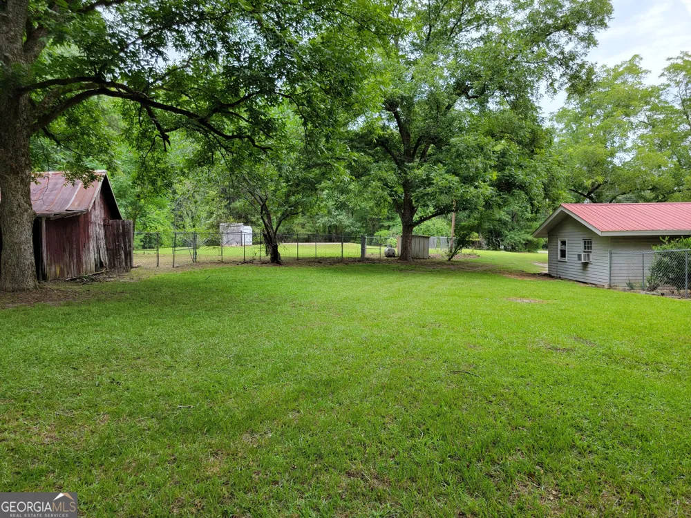 367 Mt Pleasant Church RD Gordon, GA 31031