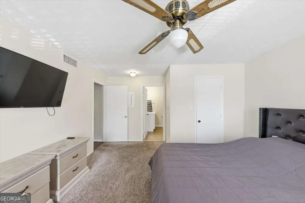 704 Olde Mill LN Norcross, GA 30093