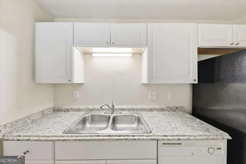 704 Olde Mill LN Norcross, GA 30093
