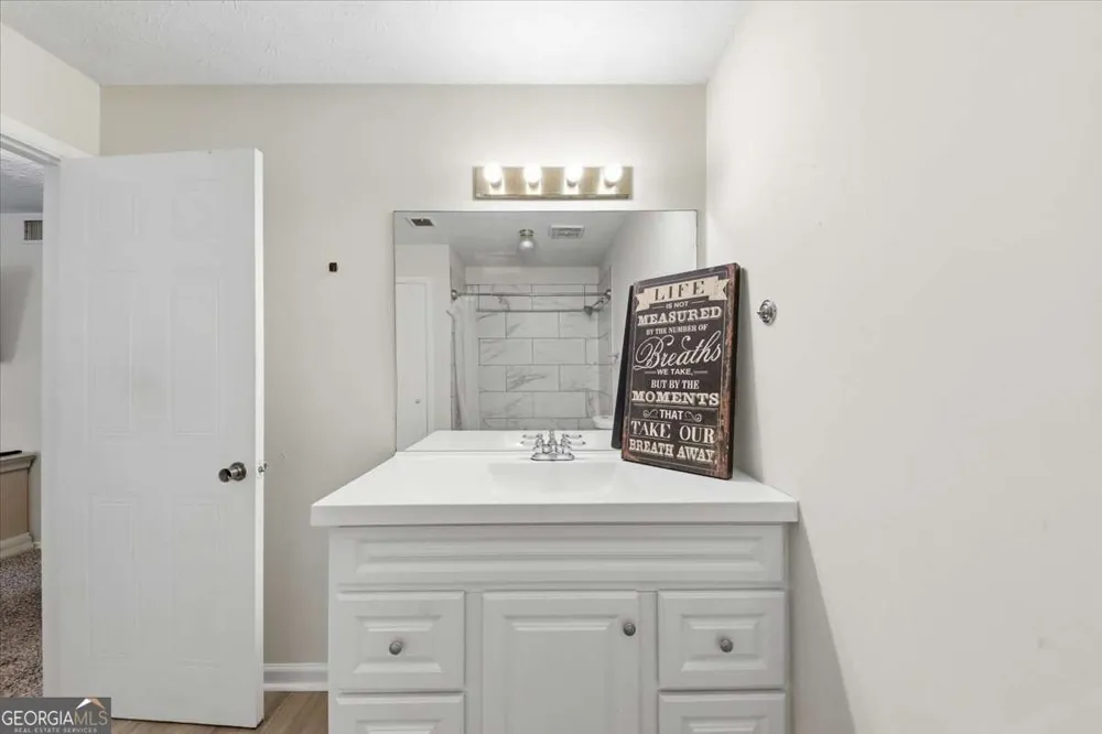 704 Olde Mill LN Norcross, GA 30093