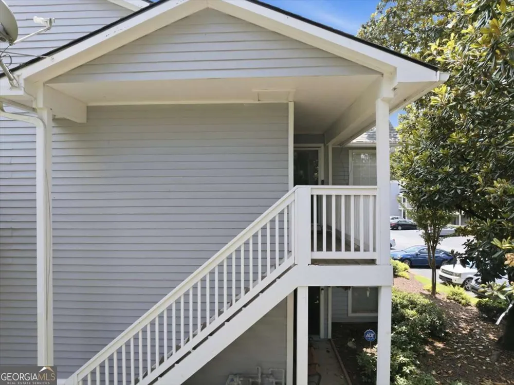 704 Olde Mill LN Norcross, GA 30093