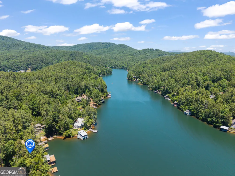 3250 Brandon Mill RD Lakemont, GA 30552
