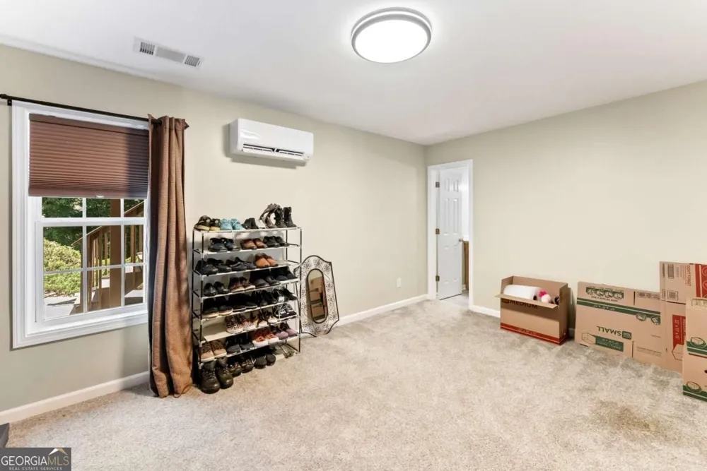 2105 Millgate LN Buford, GA 30519
