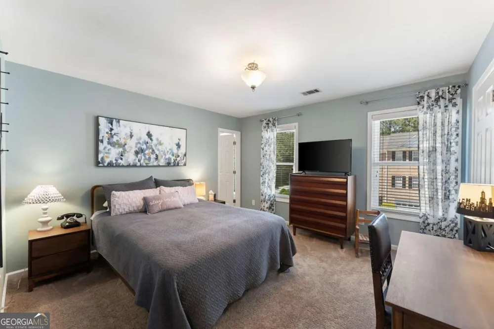 2105 Millgate LN Buford, GA 30519