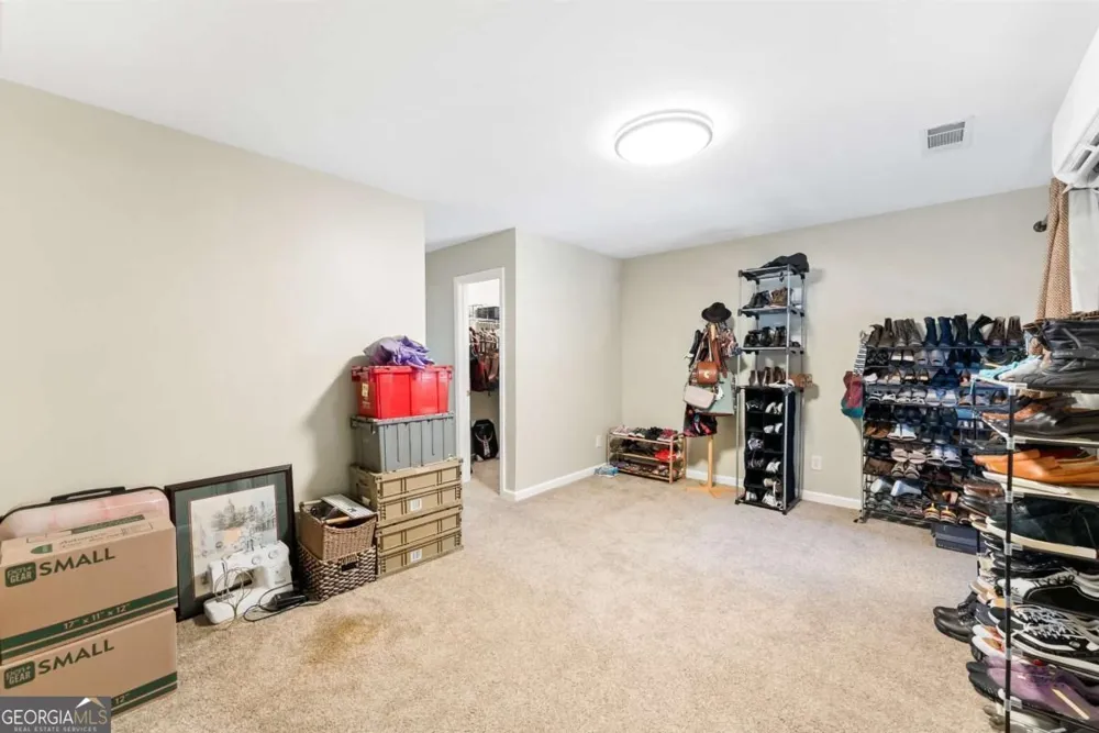2105 Millgate LN Buford, GA 30519
