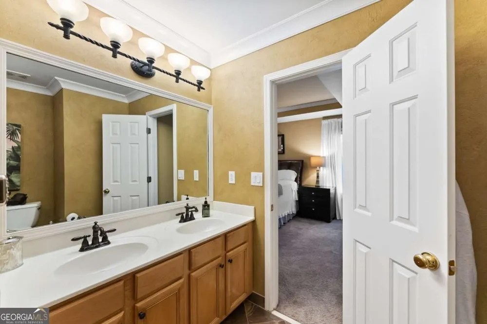 2105 Millgate LN Buford, GA 30519
