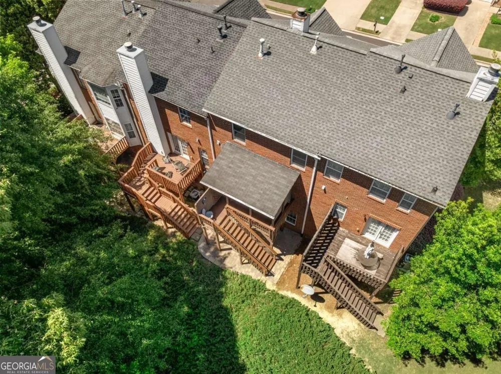 2105 Millgate LN Buford, GA 30519