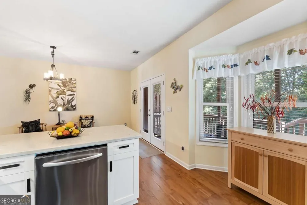 2105 Millgate LN Buford, GA 30519