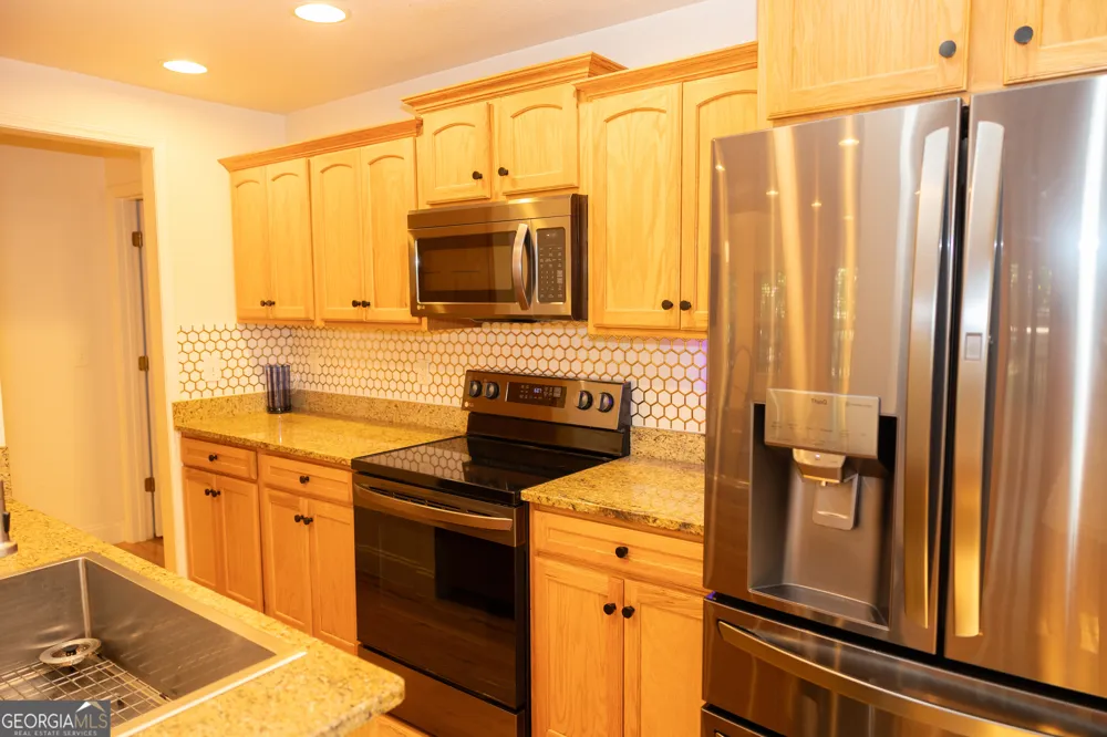 182 Oak Hills DR Morganton, GA 30560