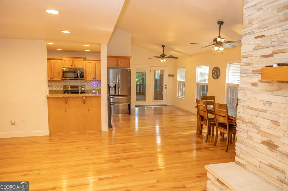 182 Oak Hills DR Morganton, GA 30560